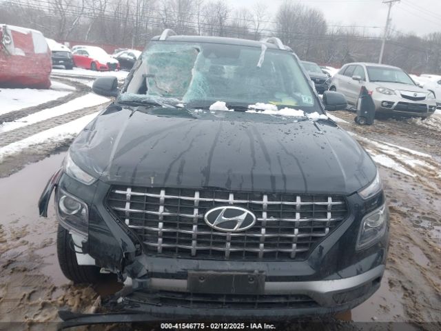 KMHRC8A31NU188951 Hyundai Venue Sel