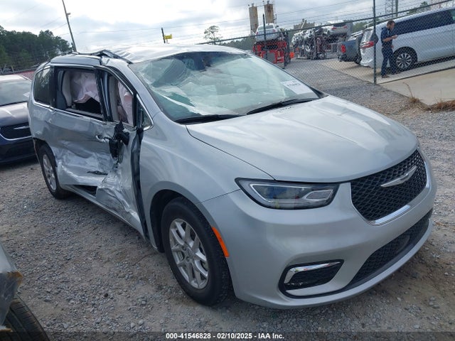 Chrysler Pacifica Touring L 2024 2C4RC1BG7RR129502 main image