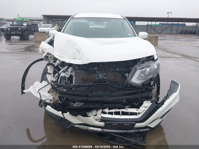 Nissan ROGUE S 2018 5N1AT2MT1JC773695 Image 12
