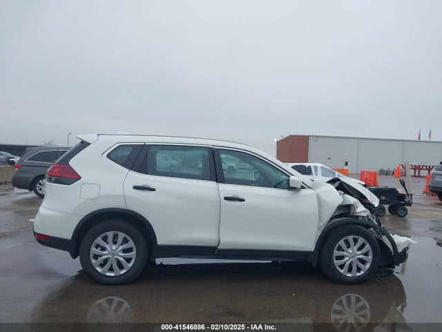 Nissan ROGUE S 2018 5N1AT2MT1JC773695 Image 13