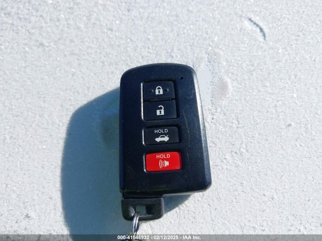 41546932 :رقم المزاد ، 4T1BD1FK7CU046476 vin ، 2012 Toyota Camry Hybrid Xle مزاد بيع