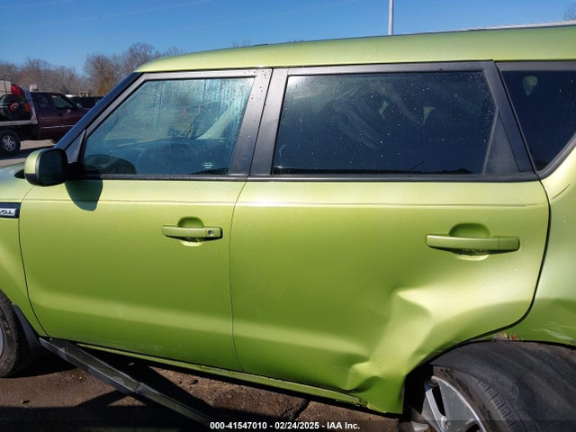 KIA Soul 2015 KNDJN2A2XF7789632 Image 14