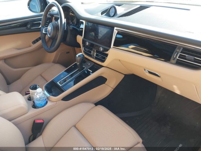 WP1AA2A56RLB09824 Porsche Macan Base (pdk)/t