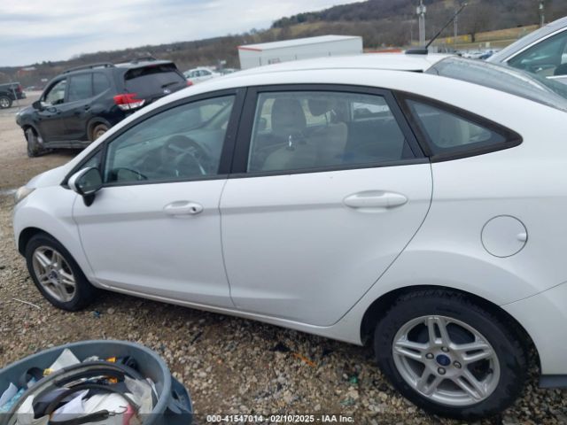 3FADP4BJ6HM153779 Ford FIESTA SE