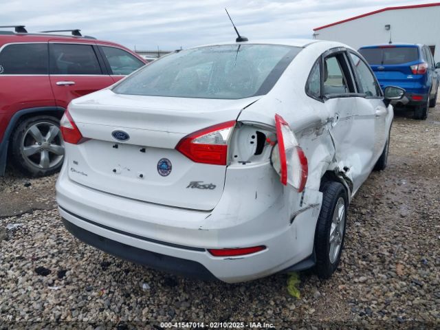 3FADP4BJ6HM153779 Ford FIESTA SE