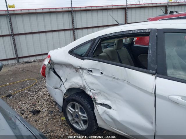 3FADP4BJ6HM153779 Ford FIESTA SE
