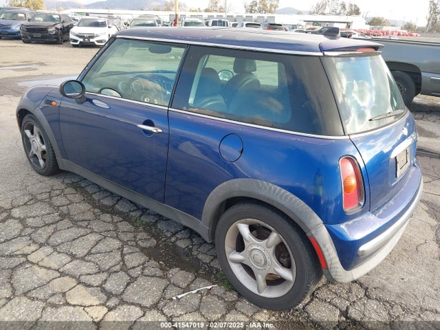 2004 MINI COOPER WMWRC33464TJ59671 Photo 2