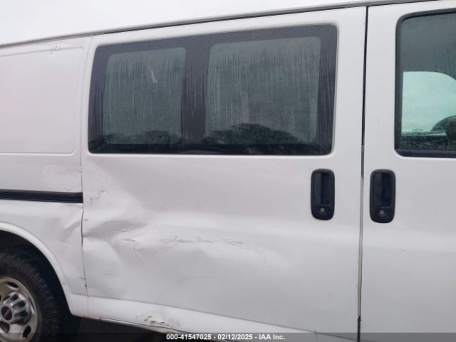 1GTW7AFGXK1220517 GMC Savana 2500 Work Van