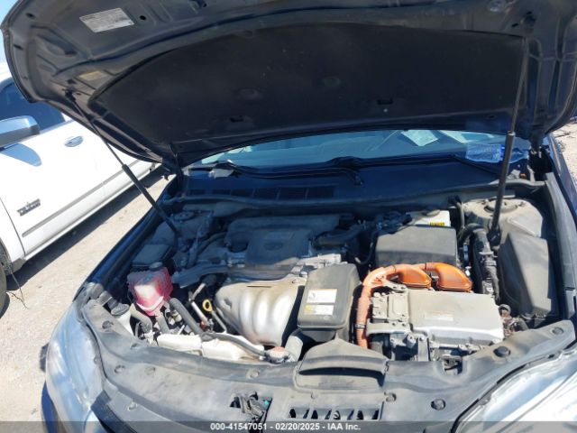 4T1BD1FKXGU195616 Toyota Camry Hybrid Le