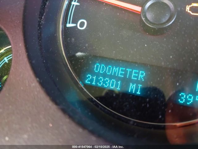 1GNSKKE70ER137678 Chevrolet Suburban 1500 Ltz