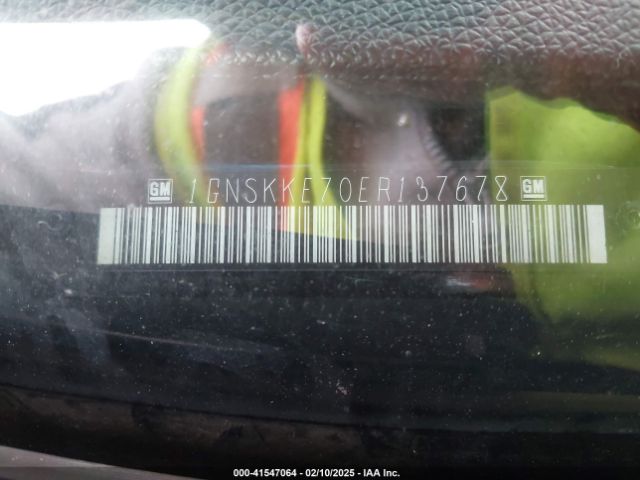 1GNSKKE70ER137678 Chevrolet Suburban 1500 Ltz
