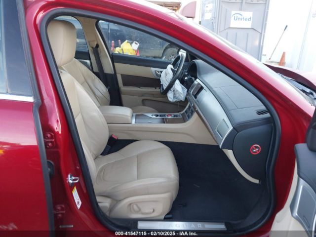 2013 JAGUAR XF SAJWA0E75D8S74168 Photo 4