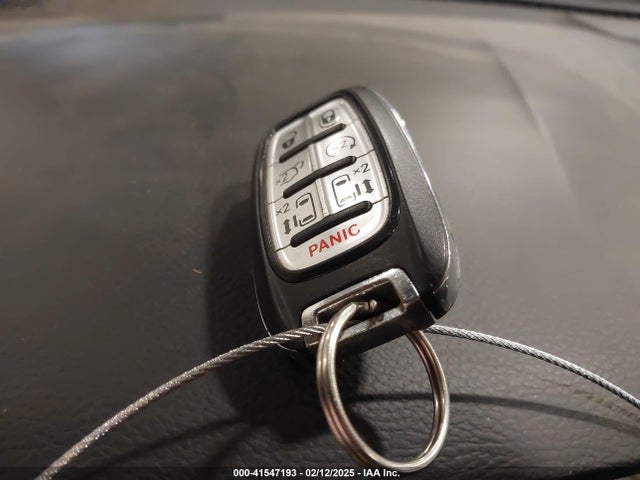 Chrysler Pacifica Touring-l 2017 2C4RC1BG0HR627409 Image 11