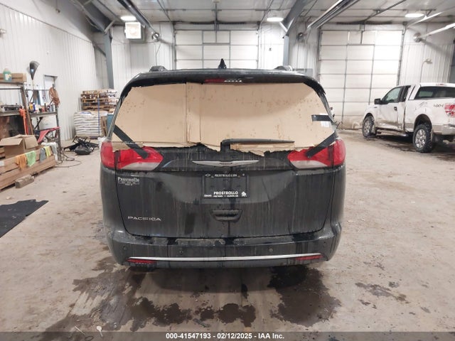 Chrysler Pacifica Touring-l 2017 2C4RC1BG0HR627409 Image 16