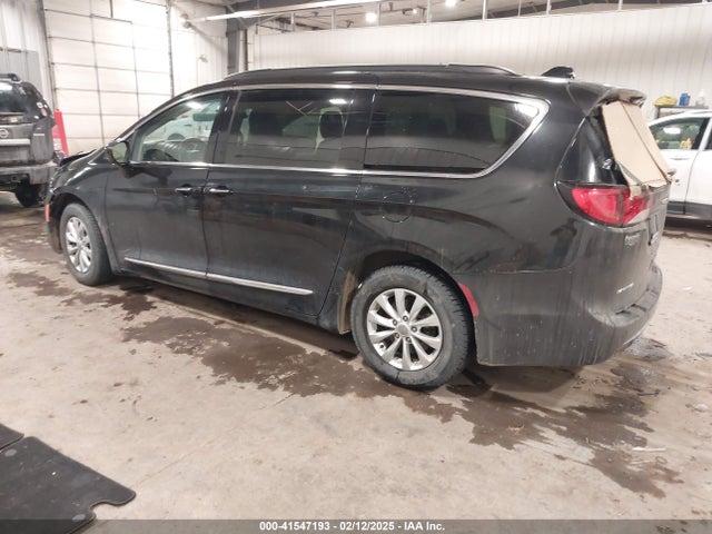 Chrysler Pacifica Touring-l 2017 2C4RC1BG0HR627409 Image 3