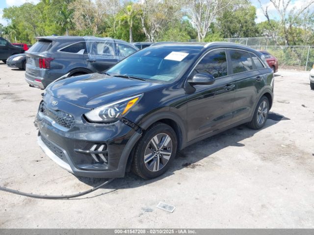 KNDCB3LC1M5476071 KIA Niro Lxs