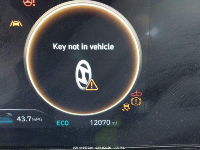 KMHLM4DJ2RU094783 Hyundai Elantra Hybrid Blue