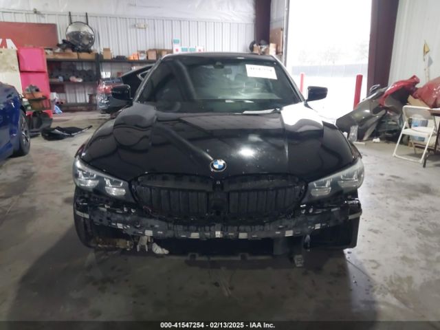 3MW5R1J58K8B02003 BMW 330I