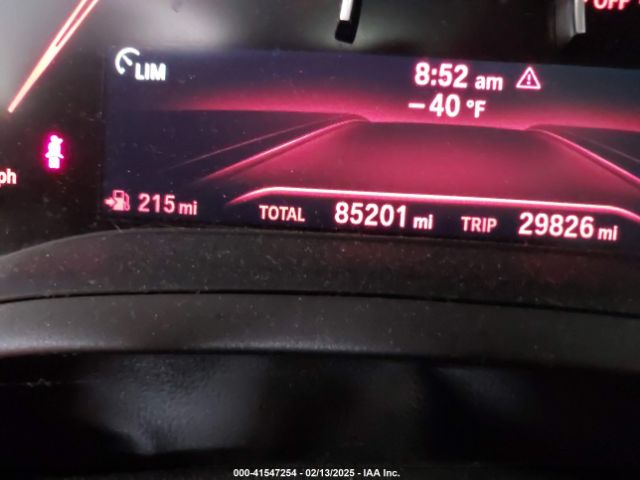3MW5R1J58K8B02003 BMW 330I