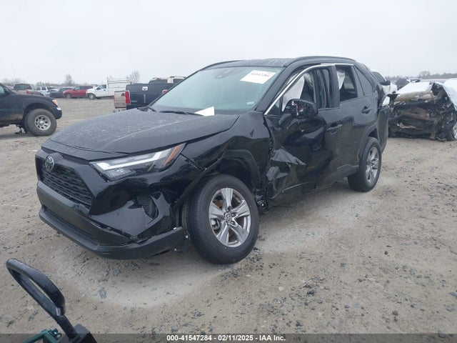 Toyota Rav4 Xle 2025 2T3W1RFV5SC306299 Image 2