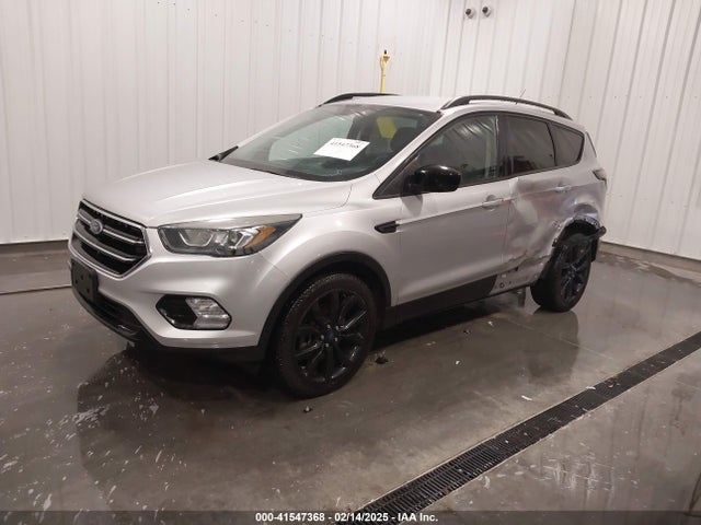 1FMCU9GD9HUA03980 Ford ESCAPE SE