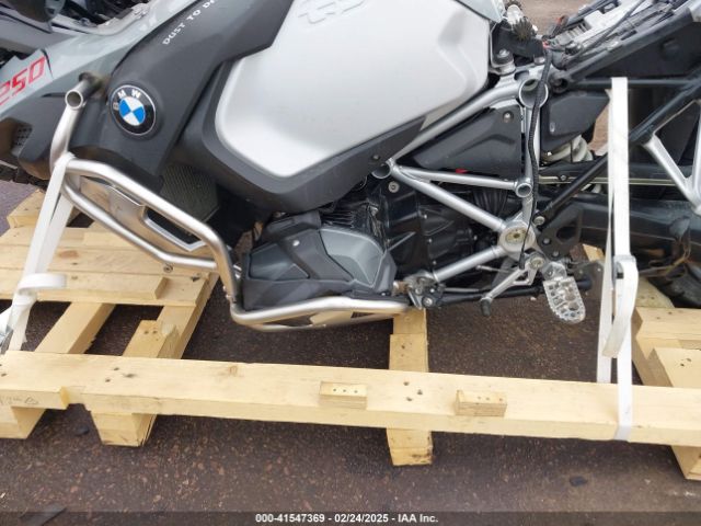2021 BMW R 1250 WB10M1309M6D57220 Photo 8