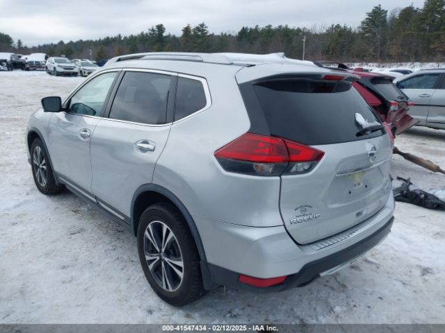 2018 NISSAN ROGUE JN8AT2MVXJW311662 Photo 2