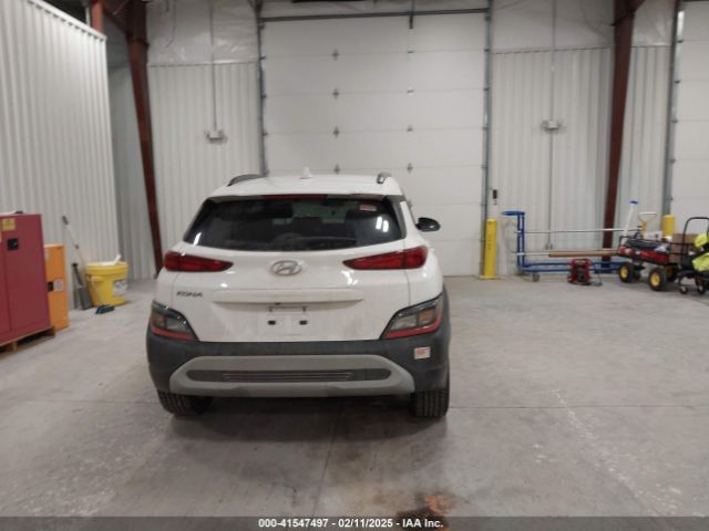 KM8K62AB0NU814275 Hyundai Kona Sel