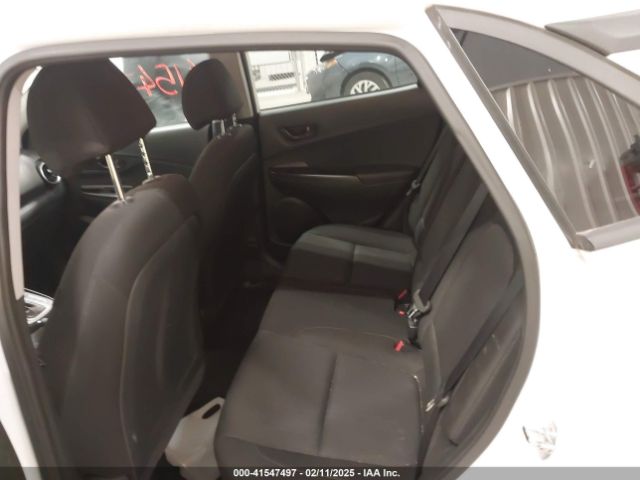 KM8K62AB0NU814275 Hyundai Kona Sel