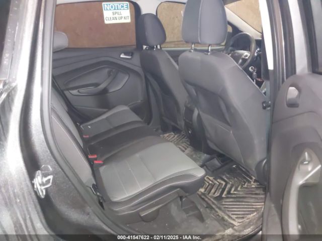 1FMCU0GXXFUB16906 Ford ESCAPE SE