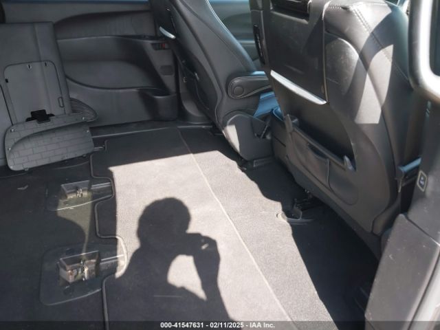 2022 CHRYSLER PACIFICA HYBRID 2C4RC1L75NR173572 Photo 7