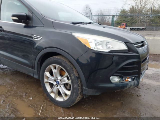 1FMCU9J9XEUA30654 Ford Escape Titanium