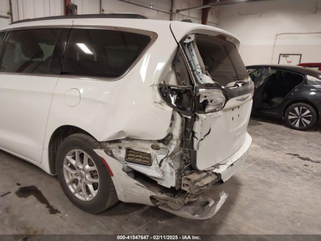 2C4RC1DG5MR508956 Chrysler Voyager Lxi