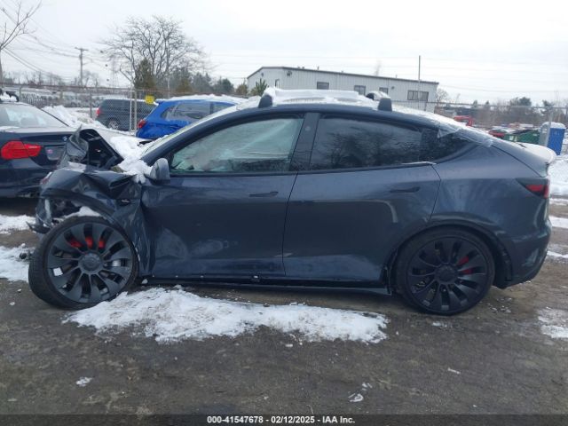 7SAYGDEF0PF834822 Tesla Model Y Performance Dual Motor All-wheel Drive