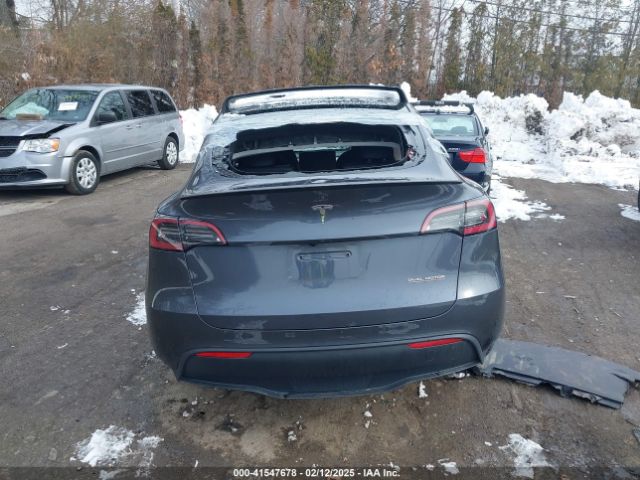 7SAYGDEF0PF834822 Tesla Model Y Performance Dual Motor All-wheel Drive