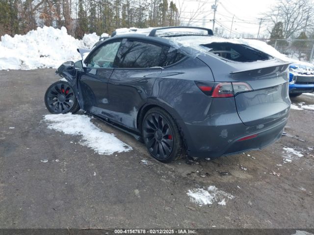 7SAYGDEF0PF834822 Tesla Model Y Performance Dual Motor All-wheel Drive