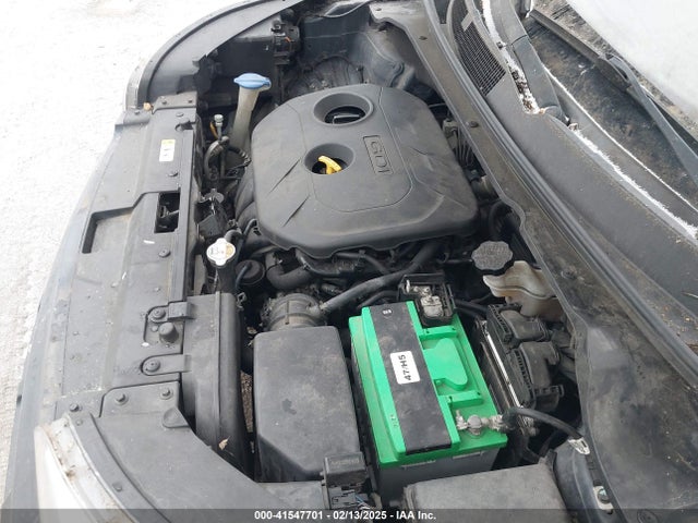 KIA SOUL + 2015 KNDJP3A51F7176017 Image 10
