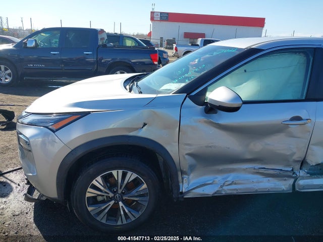 5N1BT3BB6NC693707 Nissan Rogue Sv Intelligent Awd