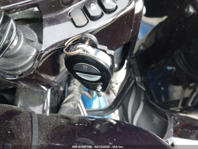 2019 HARLEY-DAVIDSON FLTRXSE 1HD1TCL10KB951533 Photo 10