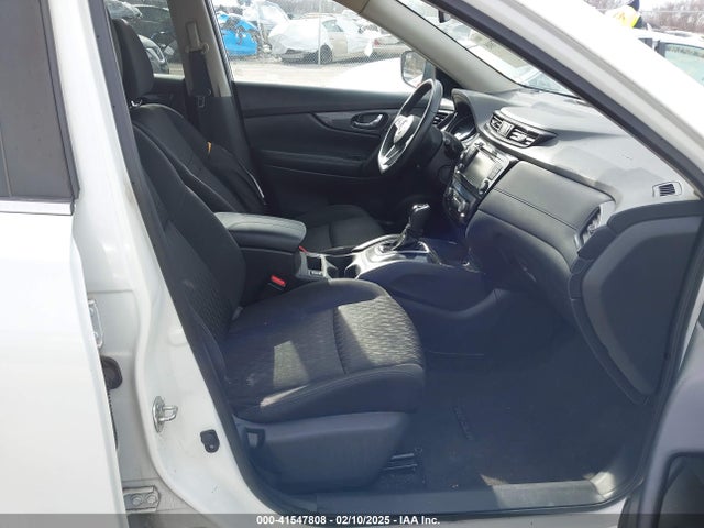 KNMAT2MT3KP524958 Nissan ROGUE SV