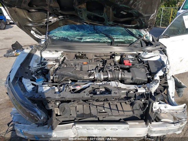 1HGCV2F9XNA007525 Honda Accord Touring