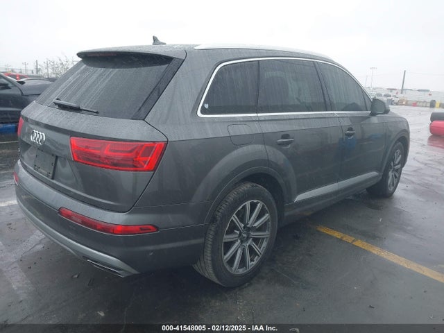 WA1LHAF75KD024767 Audi Q7 45 Premium