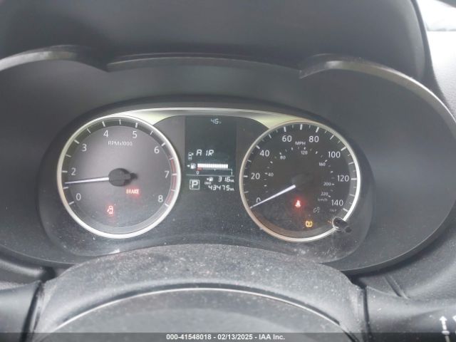 3N1CN8DV9ML810144 Nissan Versa S Xtronic Cvt