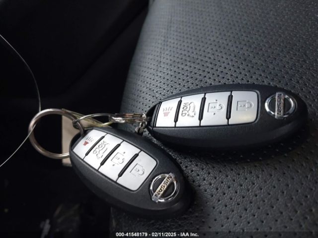 5N1AT2MV9EC766257 Nissan Rogue Sl