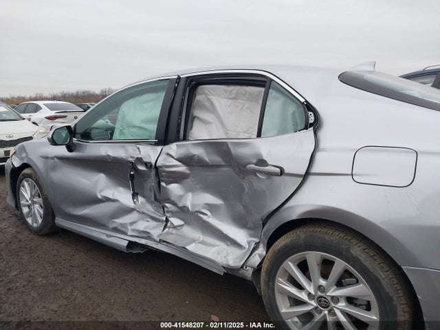 Toyota CAMRY LE 2024 4T1R11AK9RU906367 Image 18