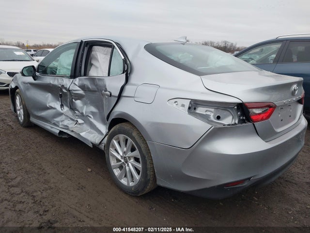 Toyota CAMRY LE 2024 4T1R11AK9RU906367 Image 3
