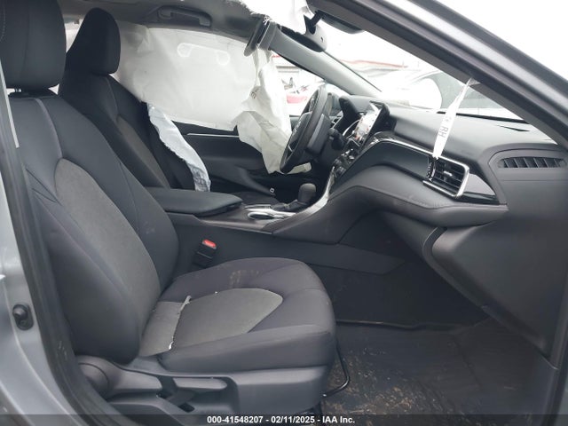 Toyota CAMRY LE 2024 4T1R11AK9RU906367 Image 5