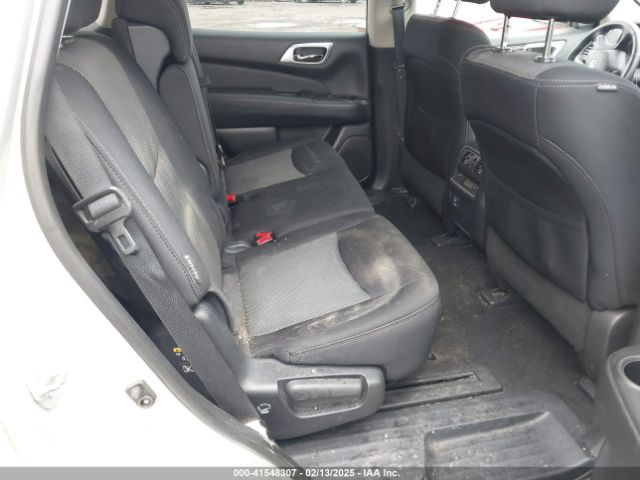 5N1DR2MM3JC661954 Nissan Pathfinder Sv