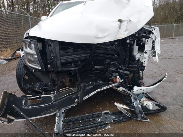 1GNSCCKC2HR398092 Chevrolet Tahoe Premier
