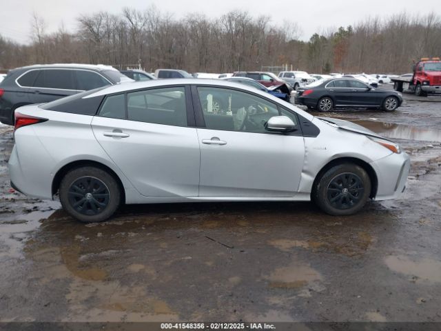JTDL9RFU4K3008931 Toyota Prius Le